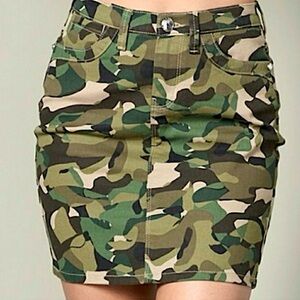 Venus | Camo Denim Mini Skirt - Stretch - Size 10